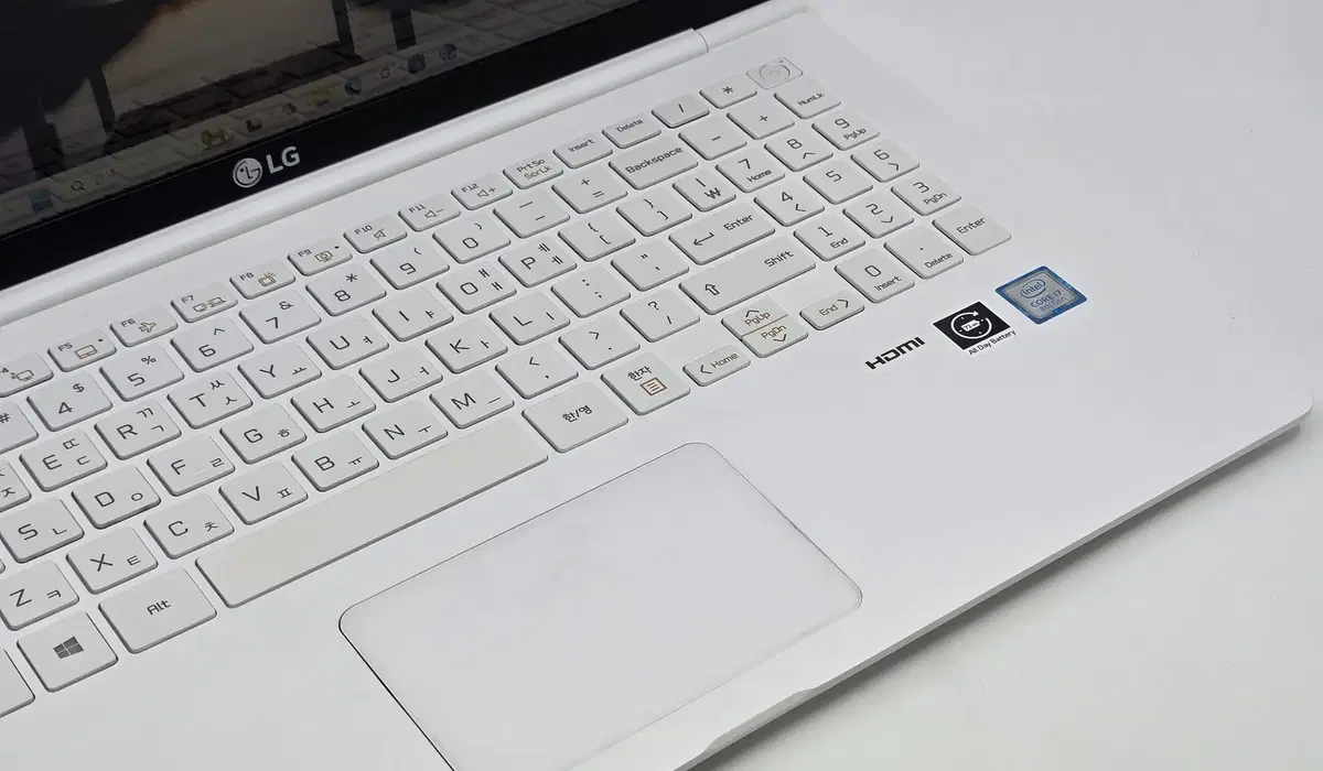 ＜LG Gram 15Z980＞15.6インチ ジャンク LG Gram 15Z980＞15.6インチ ジャンク